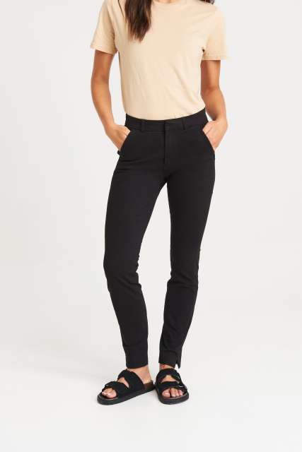 Lily Skinny Chinos
